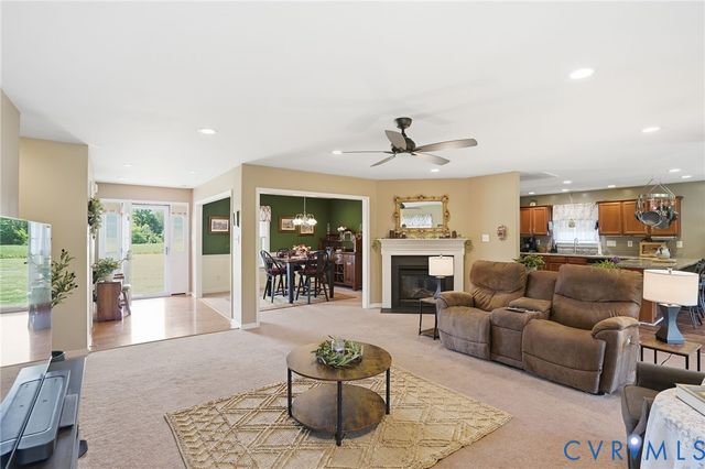 19012 Teman Rd, Beaverdam, VA 23015
