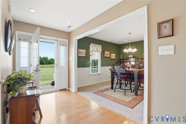 19012 Teman Rd, Beaverdam, VA 23015