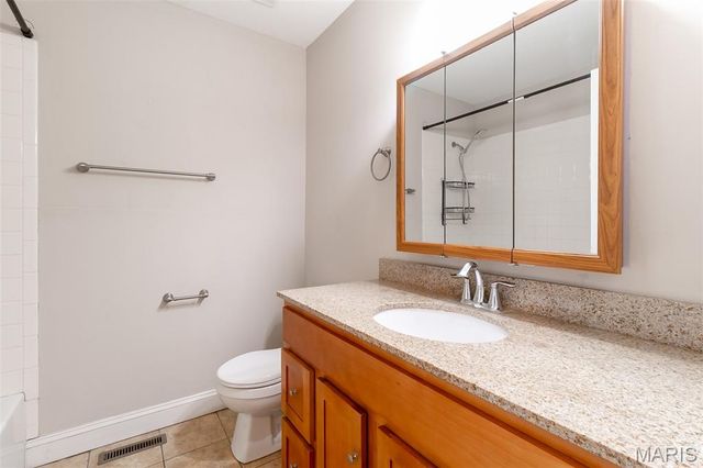 317 E 2nd Street, Moscow Mills, MO 63362