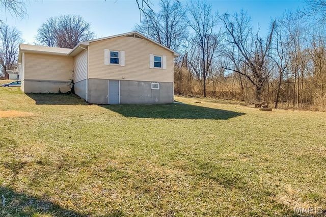 317 E 2nd Street, Moscow Mills, MO 63362