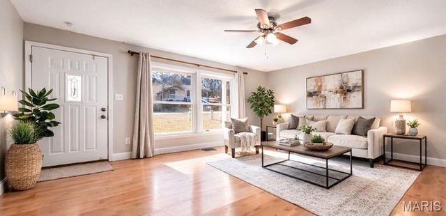 317 E 2nd Street, Moscow Mills, MO 63362