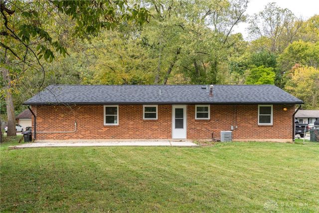 161 Belair Circle, Bellbrook, OH 45305