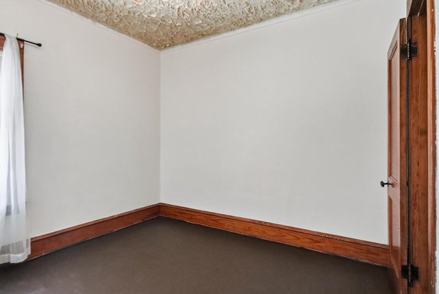 2621 N 49th STREET, Milwaukee, WI 53210