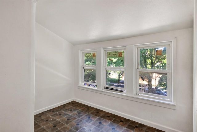 2621 N 49th STREET, Milwaukee, WI 53210