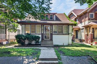 2621 N 49th STREET, Milwaukee, WI 53210