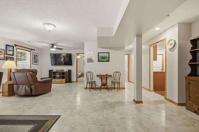 4603 TIMBER LN, Columbia, MO 65202