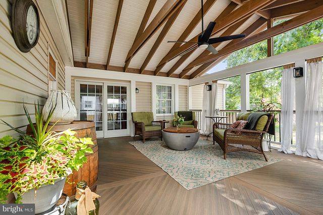 15203 PHILIP LEE RD, Chantilly, VA 20151
