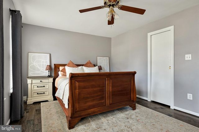 15203 PHILIP LEE RD, Chantilly, VA 20151