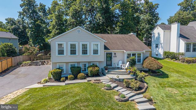 15203 PHILIP LEE RD, Chantilly, VA 20151