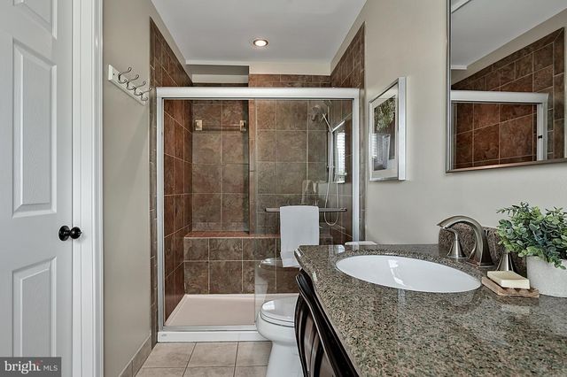 15203 PHILIP LEE RD, Chantilly, VA 20151