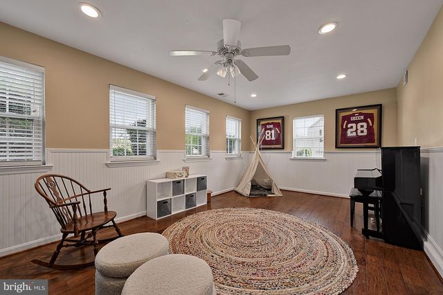 15203 PHILIP LEE RD, Chantilly, VA 20151