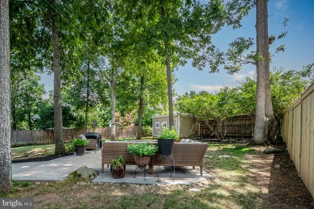 15203 PHILIP LEE RD, Chantilly, VA 20151