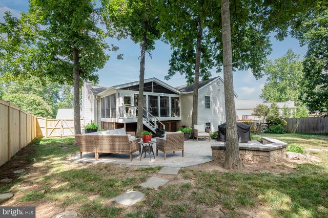 15203 PHILIP LEE RD, Chantilly, VA 20151