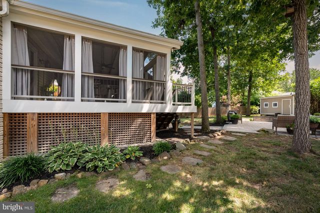 15203 PHILIP LEE RD, Chantilly, VA 20151
