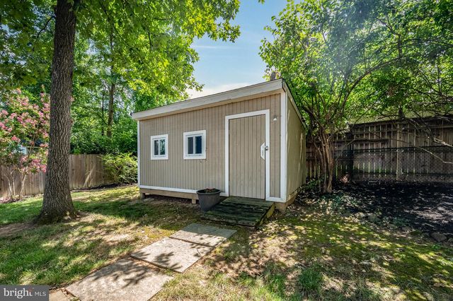 15203 PHILIP LEE RD, Chantilly, VA 20151