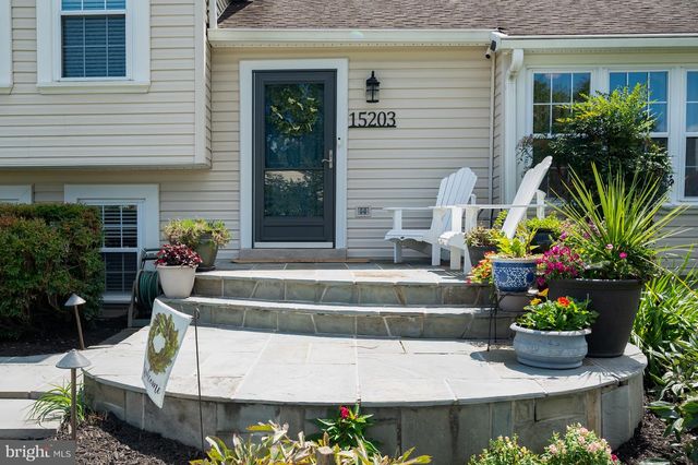 15203 PHILIP LEE RD, Chantilly, VA 20151