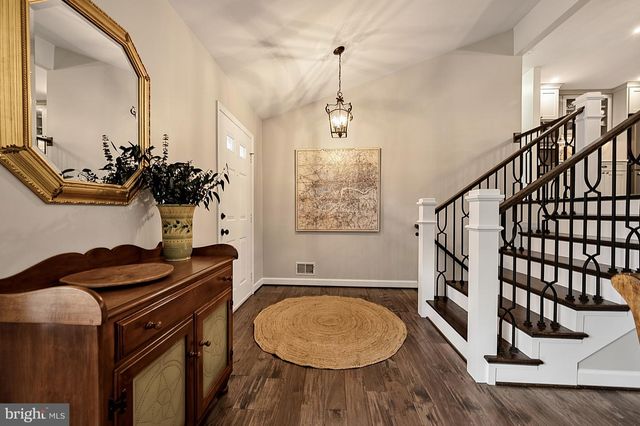 15203 PHILIP LEE RD, Chantilly, VA 20151