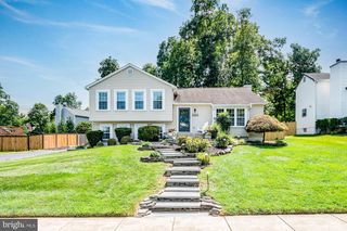 15203 PHILIP LEE RD, Chantilly, VA 20151
