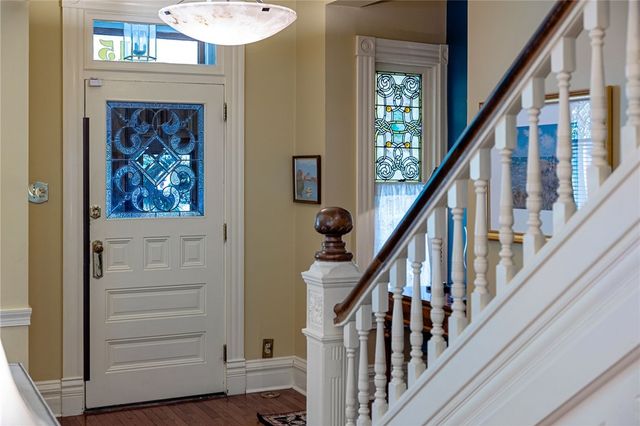715 College St, Shadyside, PA 15232