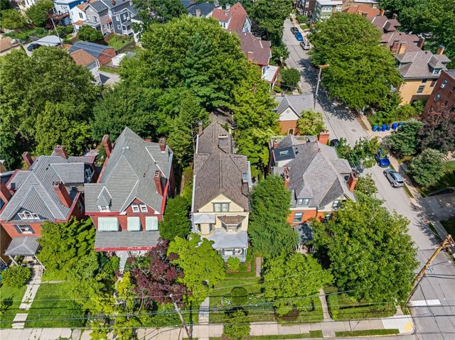 715 College St, Shadyside, PA 15232