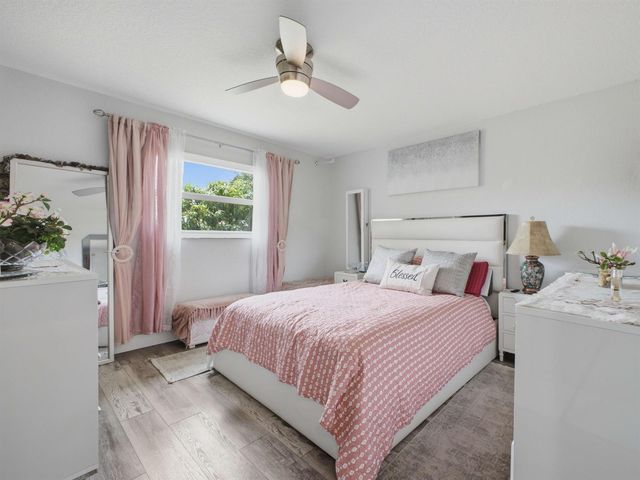 1545 NW 70TH Lane, Margate, FL 33063