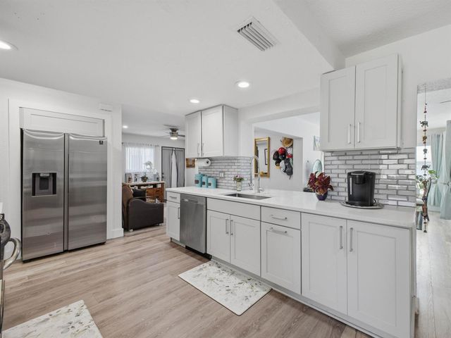 1545 NW 70TH Lane, Margate, FL 33063