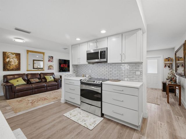 1545 NW 70TH Lane, Margate, FL 33063
