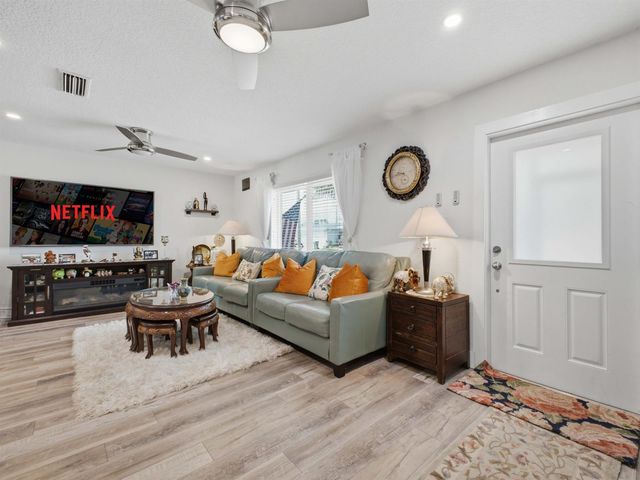 1545 NW 70TH Lane, Margate, FL 33063