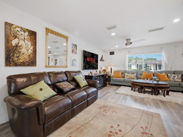 1545 NW 70TH Lane, Margate, FL 33063