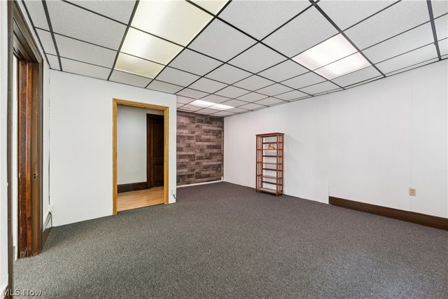 70 4th Street NW, Barberton, OH 44203