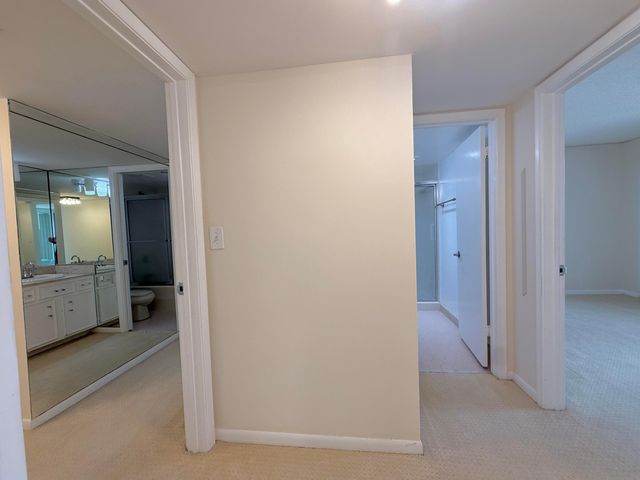 2000 Presidential Way 1204, West Palm Beach, FL 33401