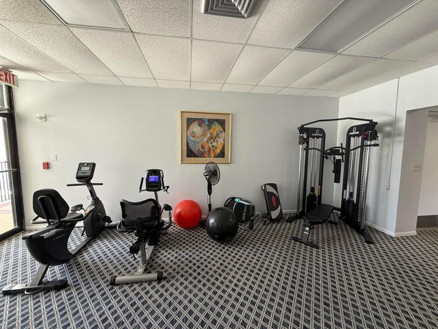 2000 Presidential Way 1204, West Palm Beach, FL 33401