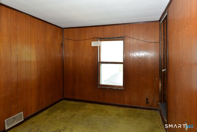 22 Church Street, Seymour, CT 06483