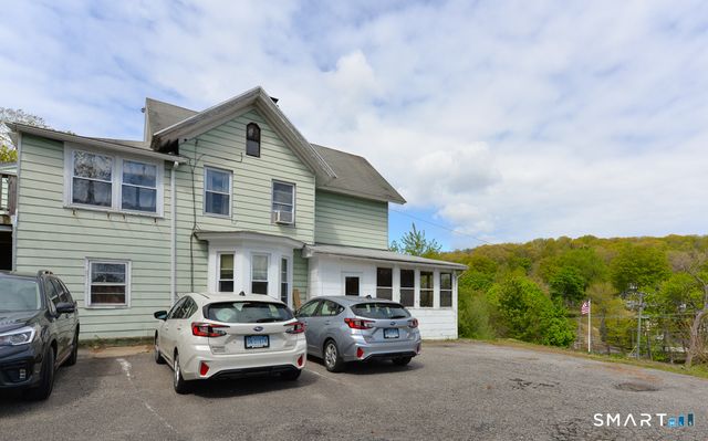22 Church Street, Seymour, CT 06483