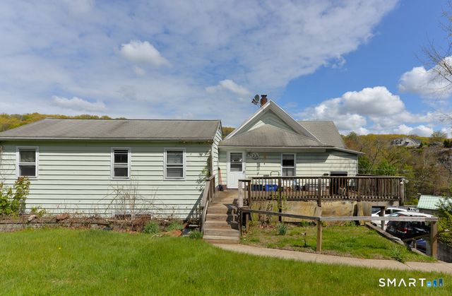 22 Church Street, Seymour, CT 06483