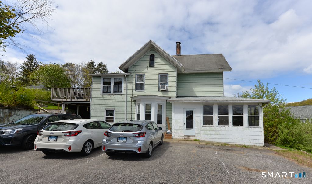 22 Church Street, Seymour, CT 06483