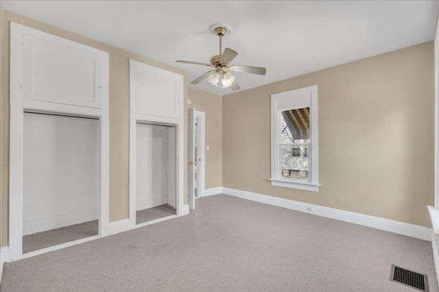 1330 W 7TH Street, Davenport, IA 52802