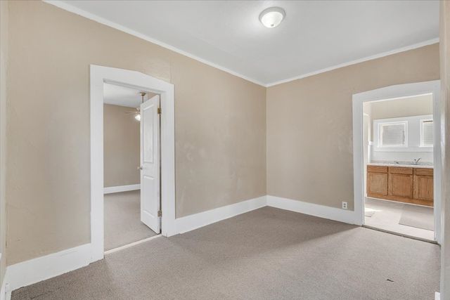 1330 W 7TH Street, Davenport, IA 52802