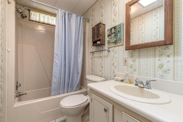 4343 INDIAN RIVER DRIVE W, Edgewater, FL 32141