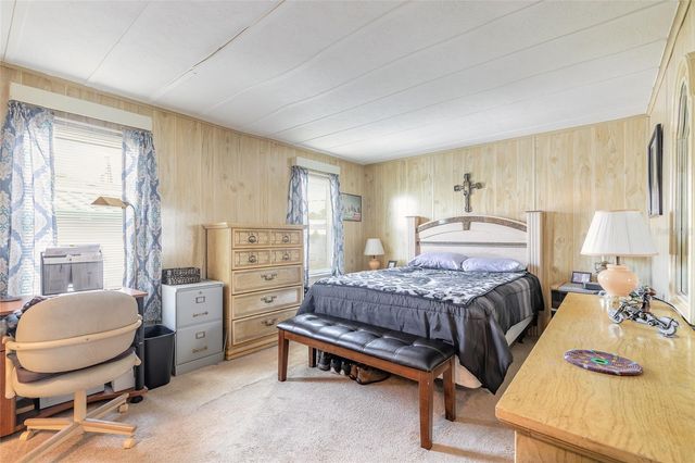 4343 INDIAN RIVER DRIVE W, Edgewater, FL 32141