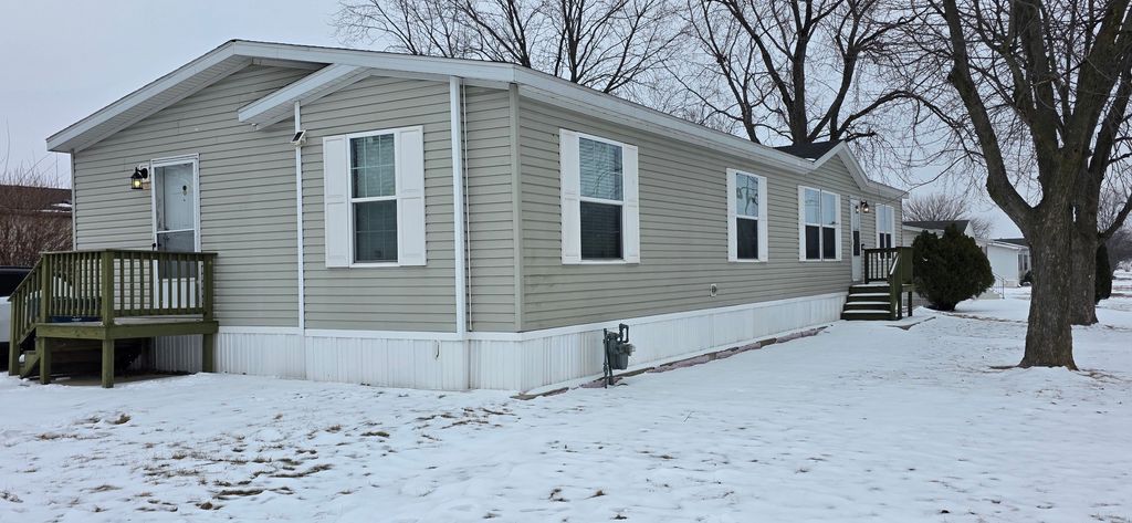 102 Apple Lane, Bourbonnais, IL 60914