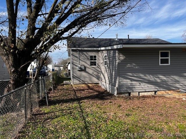 2012 N 14th Street, Mcalester, OK 74501