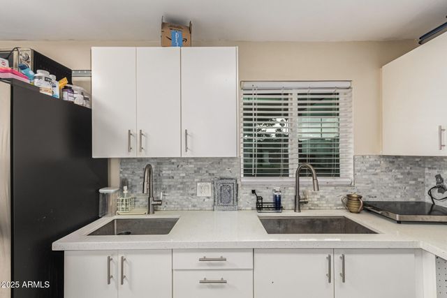 742 E SIERRA VISTA Drive, Phoenix, AZ 85014