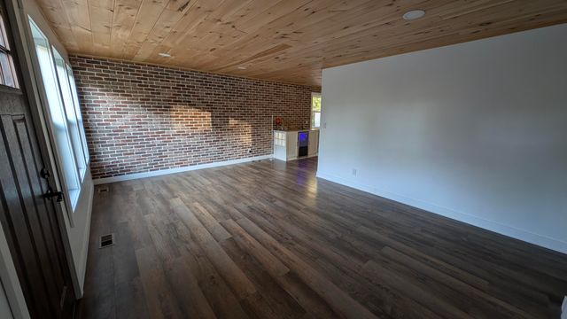 930 N Mill Iron Road, Muskegon Twp, MI 49442
