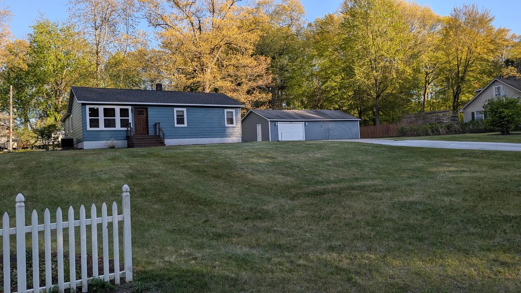 930 N Mill Iron Road, Muskegon Twp, MI 49442