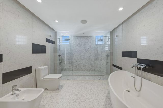 1354 LUCHETTI STREET PH, San Juan, PR 00907