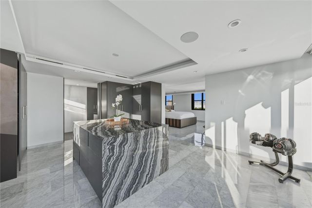 1354 LUCHETTI STREET PH, San Juan, PR 00907
