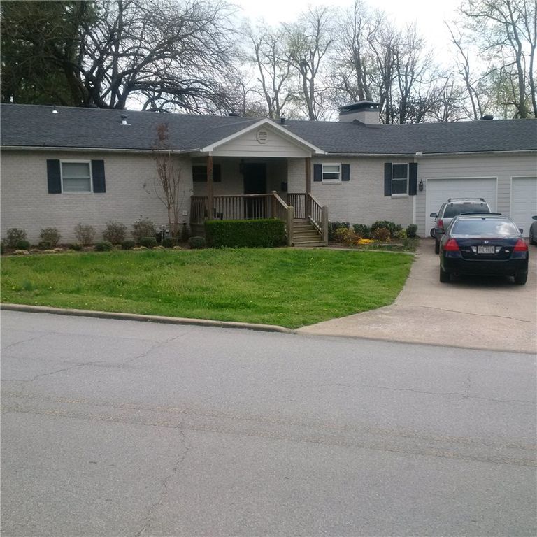 231 Prospect Street, Fayetteville, AR 72701