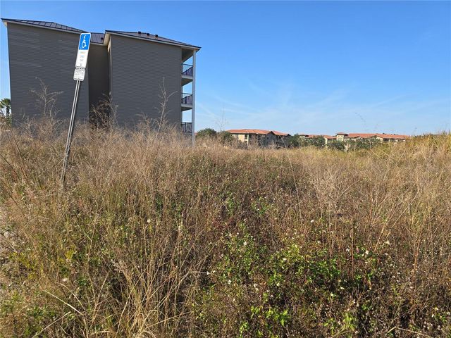 821 RETREAT BOULEVARD 102, Davenport, FL 33897