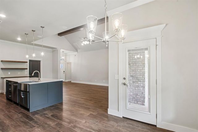 600 E Barajas Terrace, Mustang, OK 73064